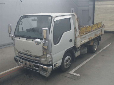 2010 Isuzu Elf Truck