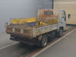 2010 Isuzu Elf Truck