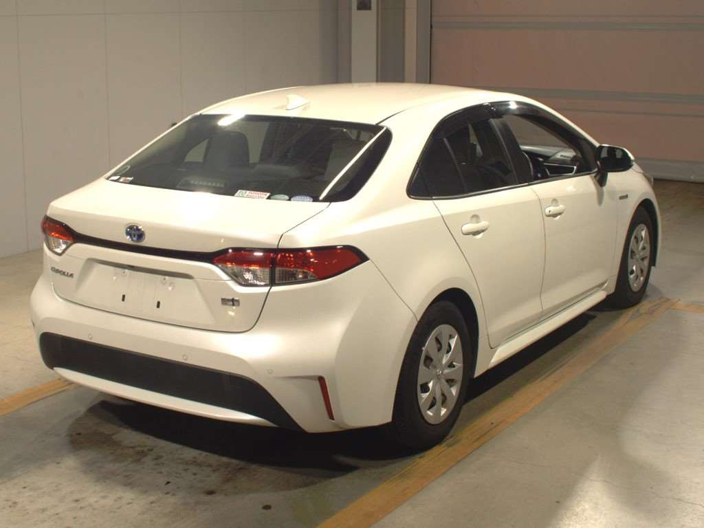 2019 Toyota Corolla Sedan ZWE211[1]