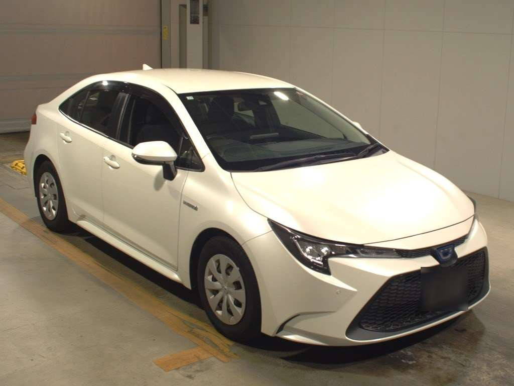 2019 Toyota Corolla Sedan ZWE211[2]