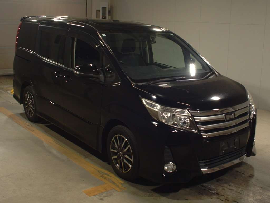 2015 Toyota Noah ZRR80W[2]