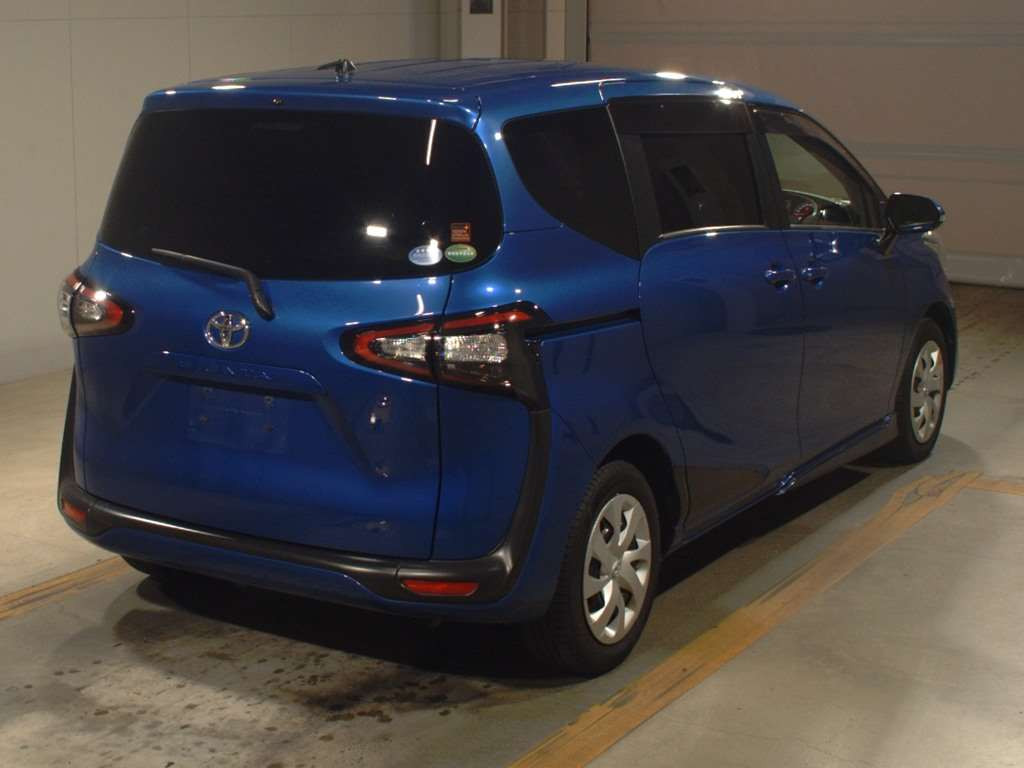 2016 Toyota Sienta NSP170G[1]