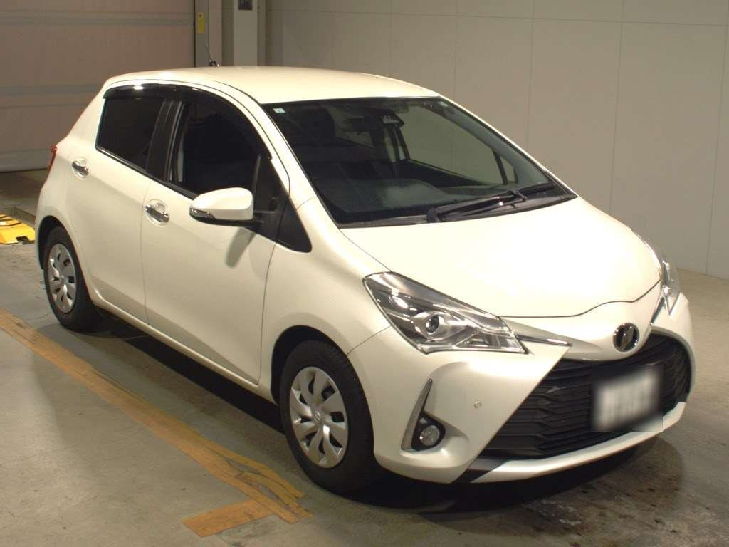 2019 Toyota Vitz NSP130[2]