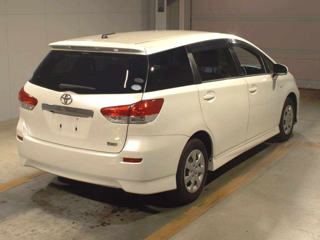 2010 Toyota Wish ZGE20G[1]