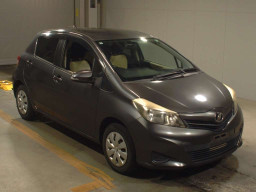 2011 Toyota Vitz