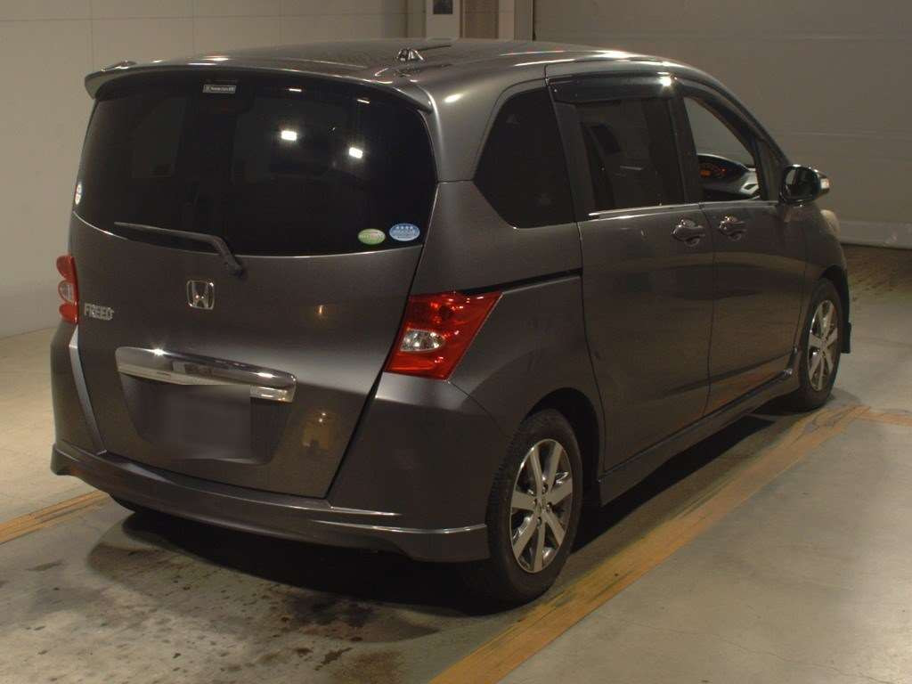 2010 Honda Freed GB3[1]