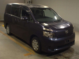 2008 Toyota Voxy