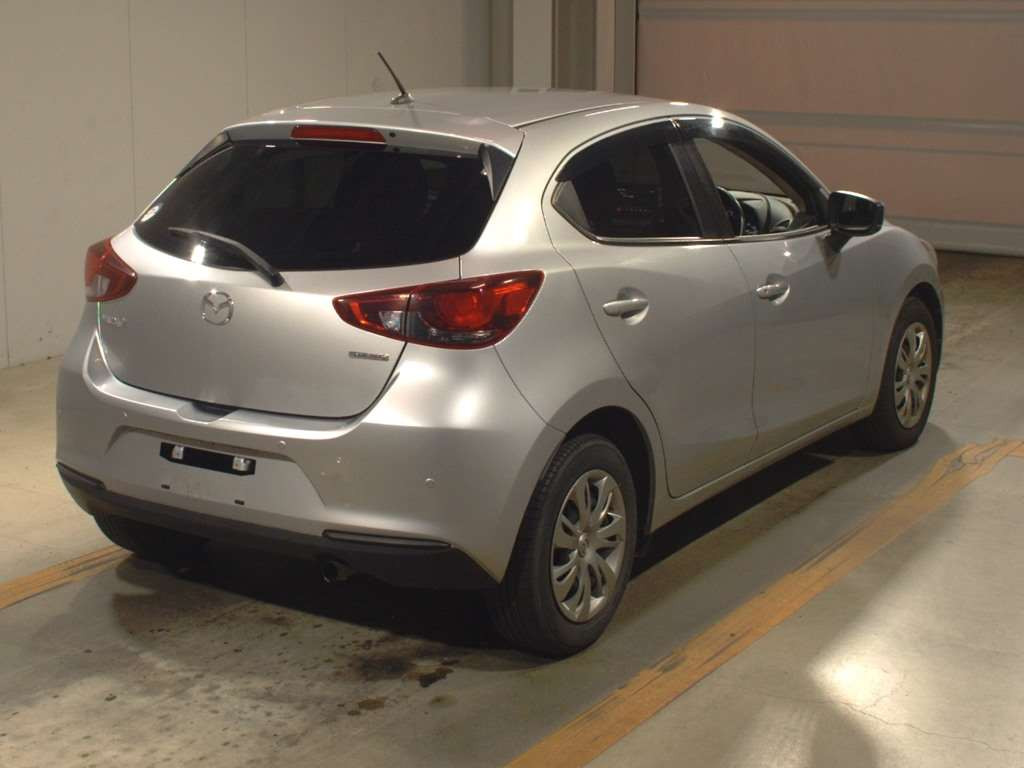 2020 Mazda Mazda2 DJLFS[1]