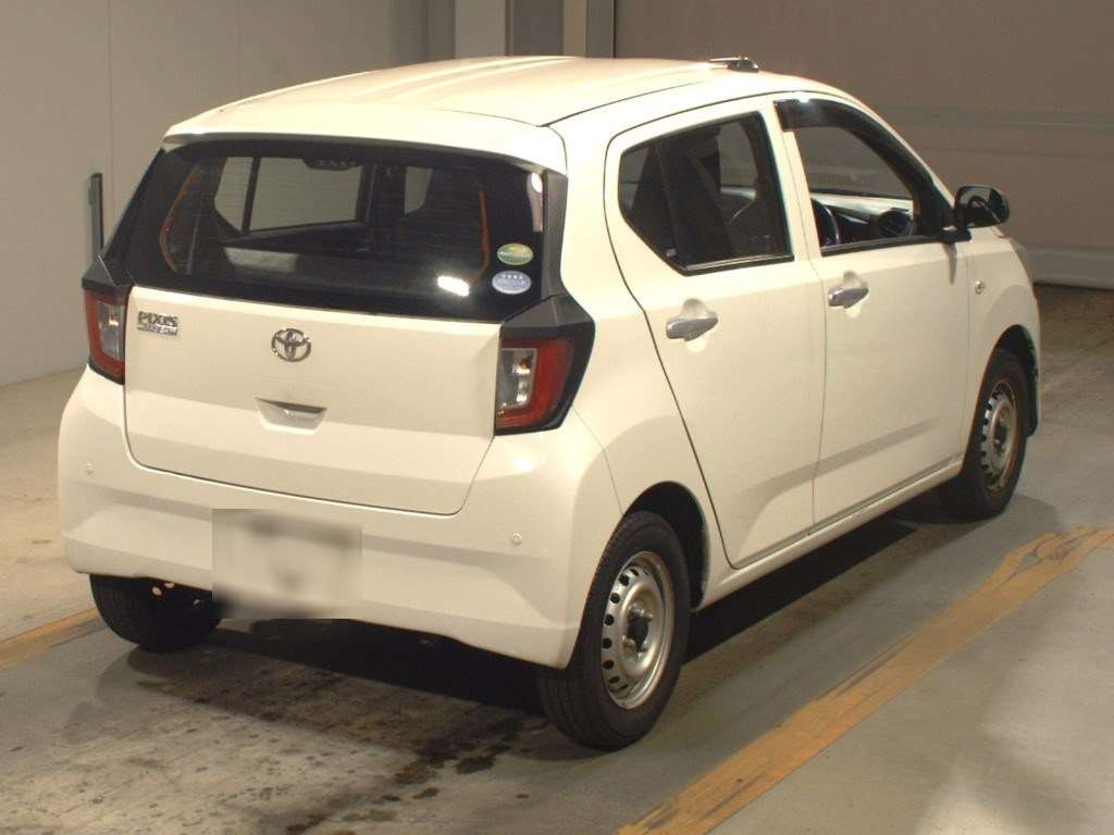 2019 Toyota Pixis Epoch LA350A[1]