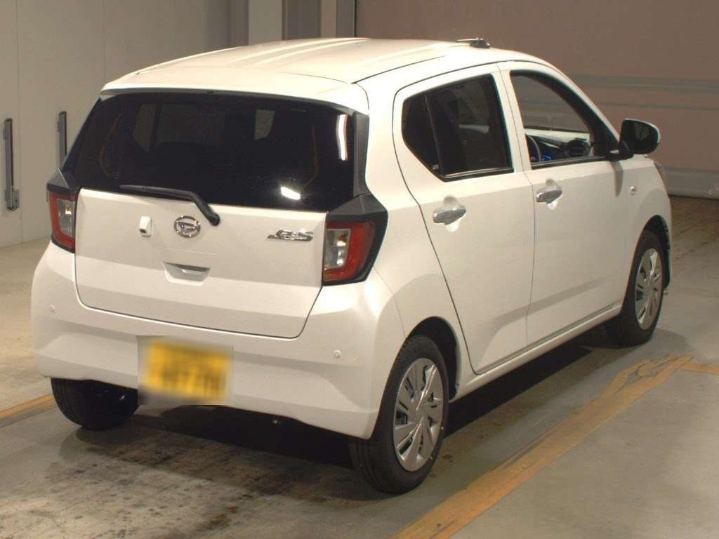 2023 Daihatsu Mira es LA350S[1]