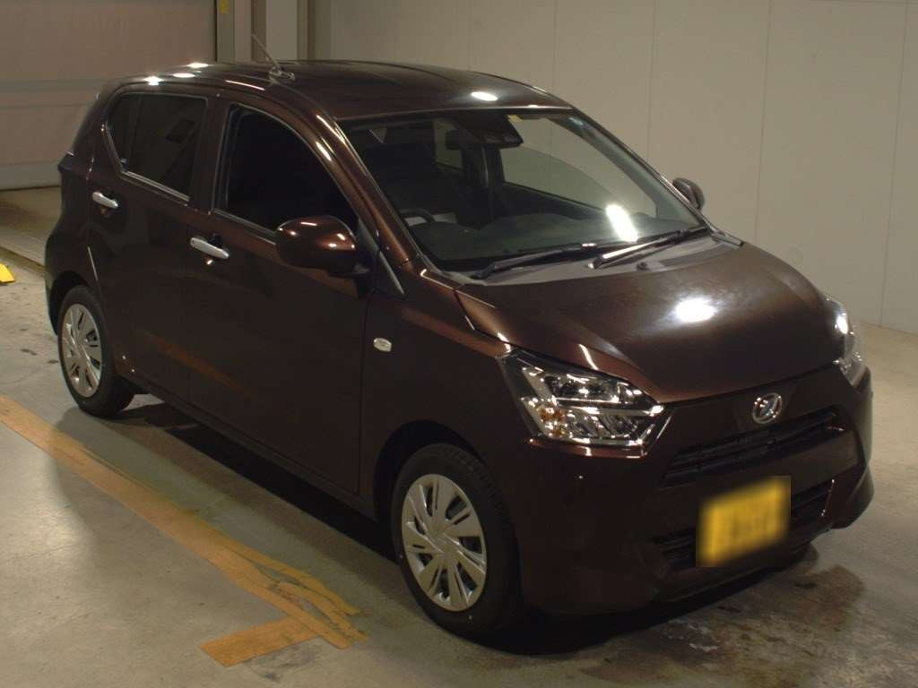 2022 Daihatsu Mira es LA350S[2]