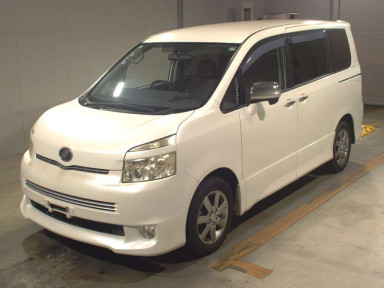 2009 Toyota Voxy