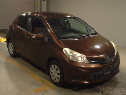 2011 Toyota Vitz