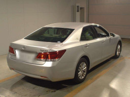 2014 Toyota Crown