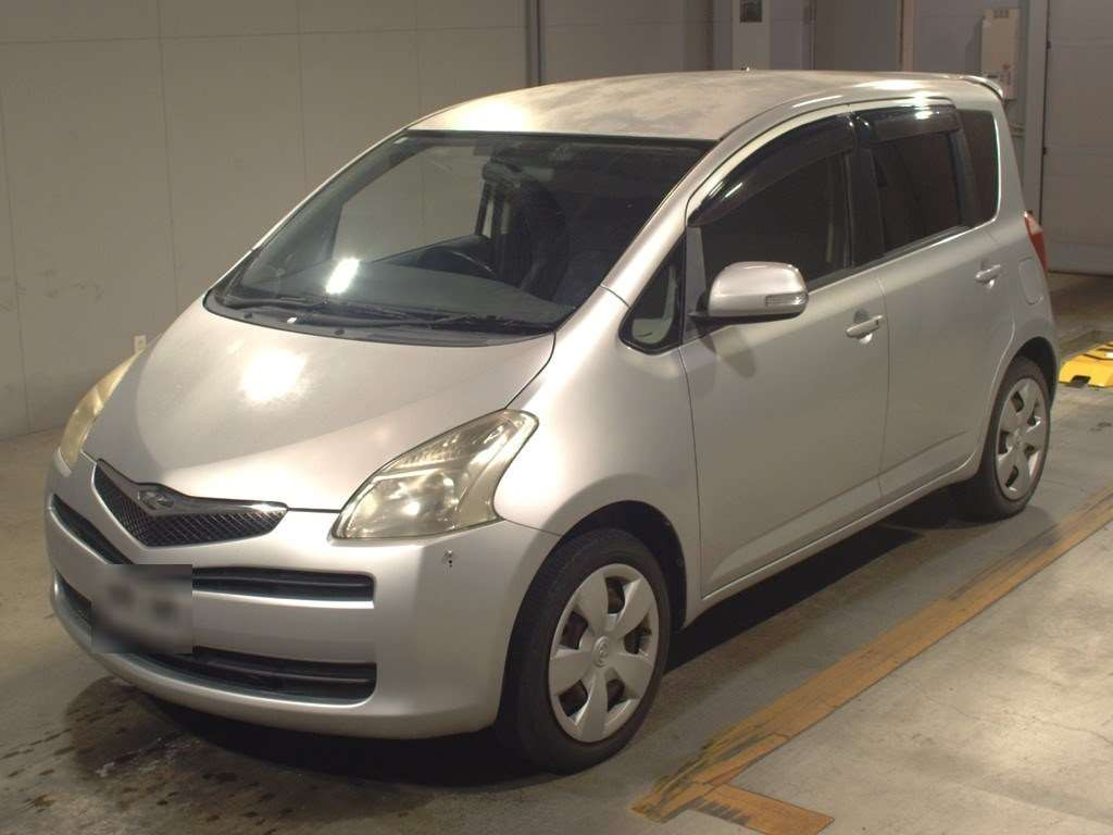 2005 Toyota Ractis NCP100[0]