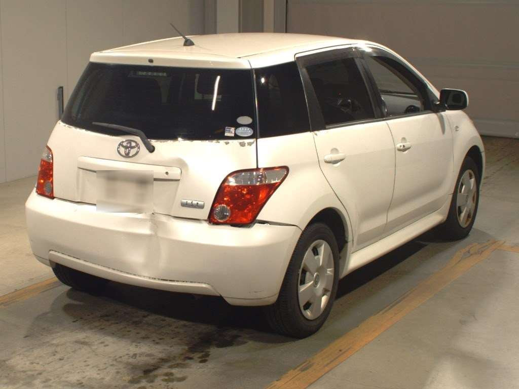 2007 Toyota IST NCP60[1]