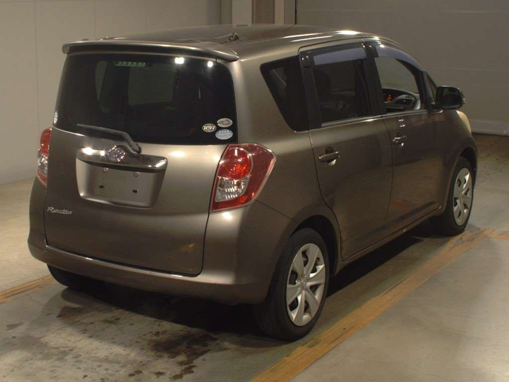 2008 Toyota Ractis NCP100[1]