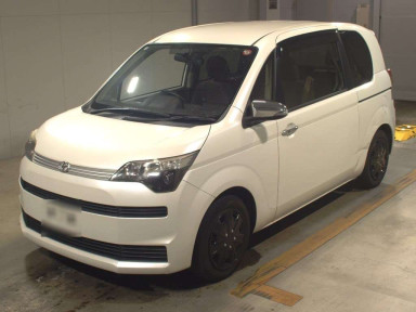 2014 Toyota Spade