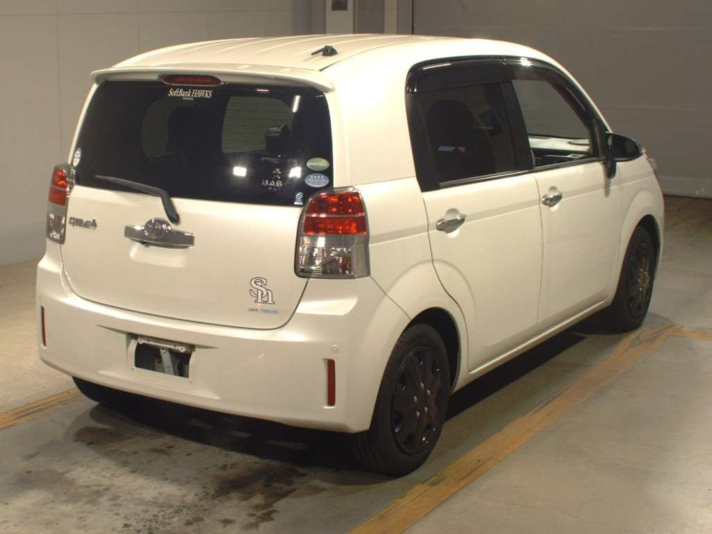 2014 Toyota Spade NCP141[1]