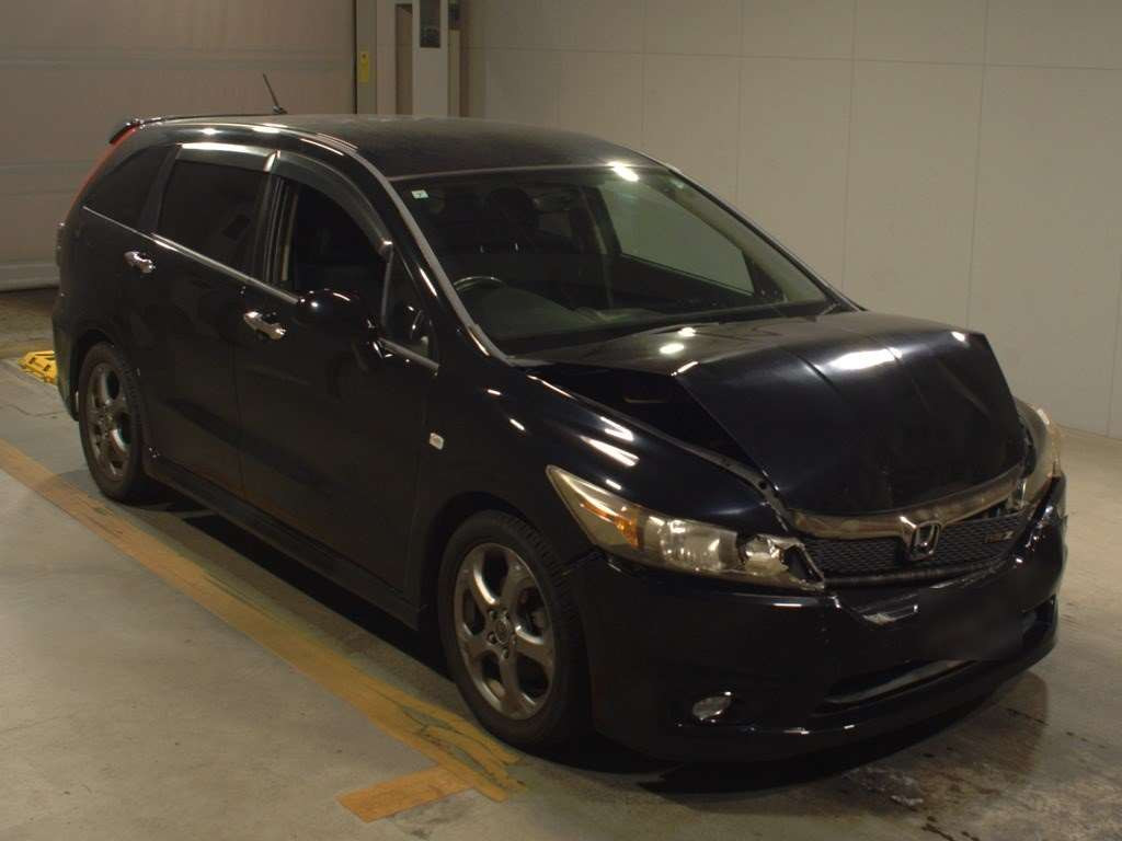 2009 Honda Stream RN6[2]