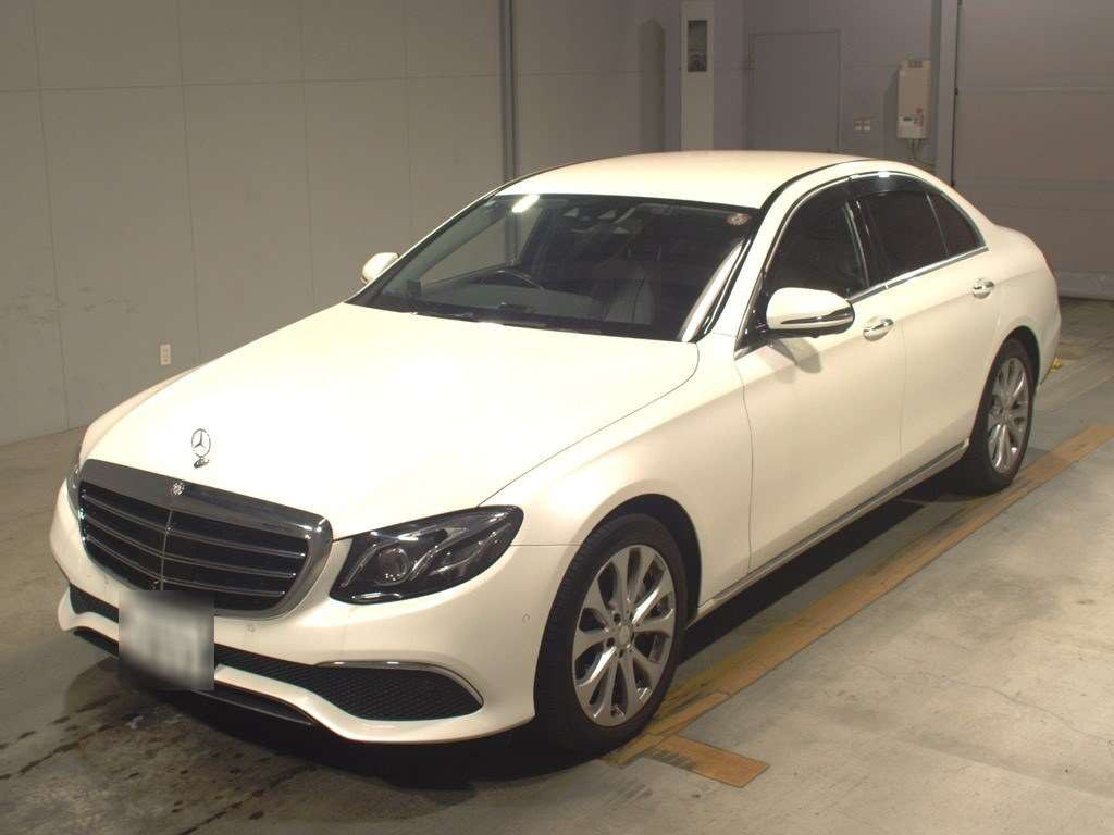 2016 Mercedes Benz E-Class 213071[0]