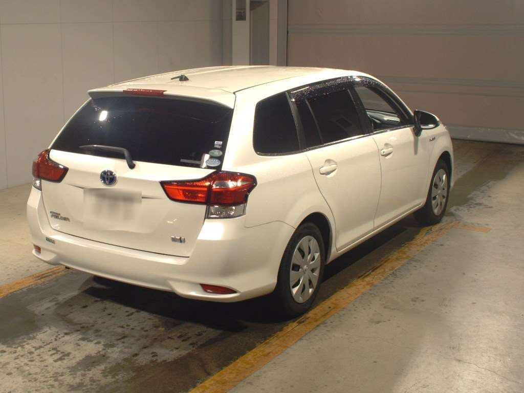 2017 Toyota Corolla Fielder NKE165G[1]