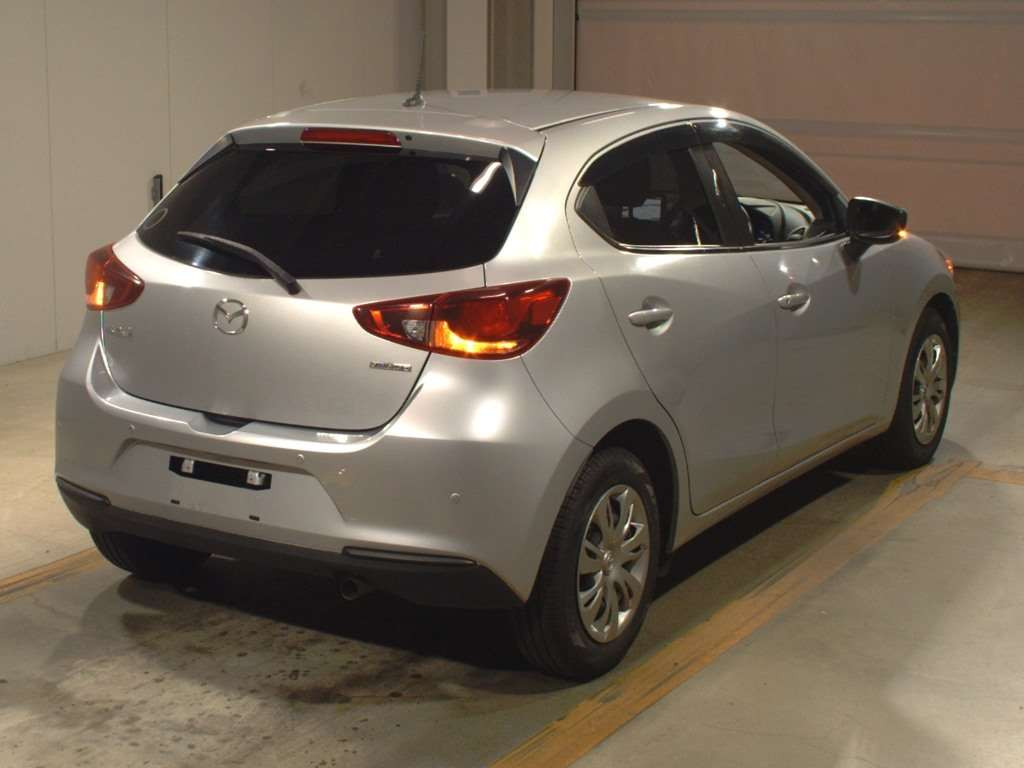 2020 Mazda Mazda2 DJLFS[1]