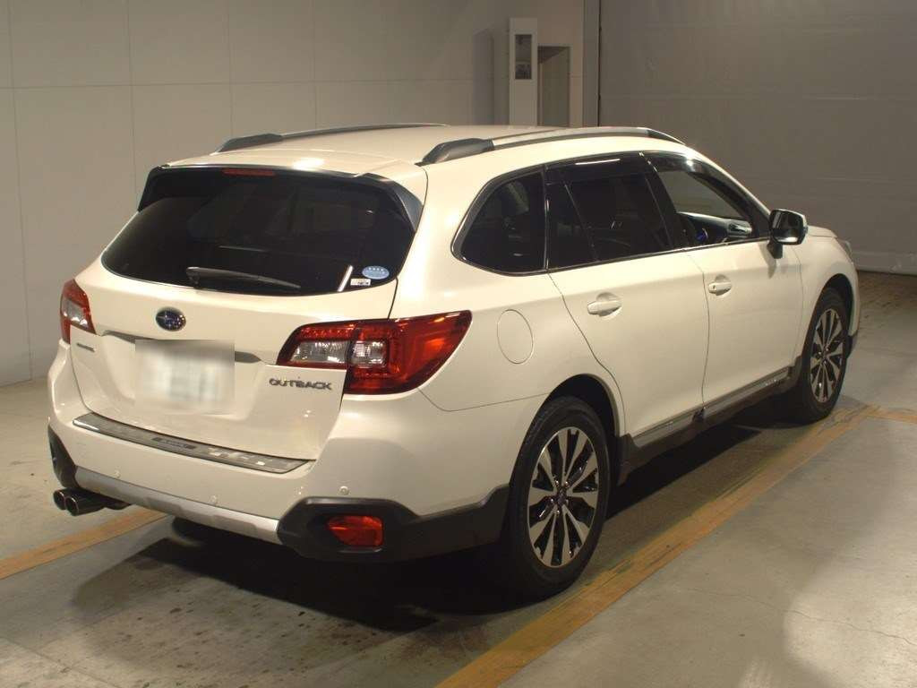 2017 Subaru Legacy Outback BS9[1]