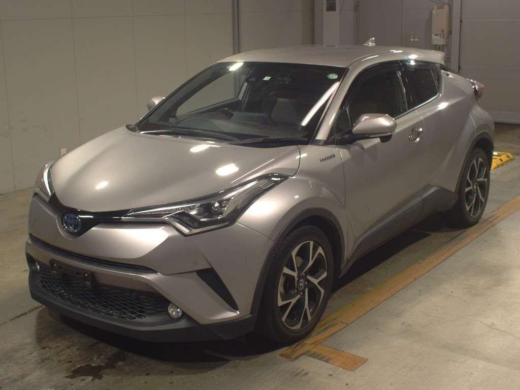 2018 Toyota C-HR ZYX10[0]