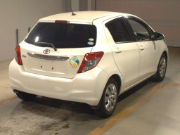 2011 Toyota Vitz