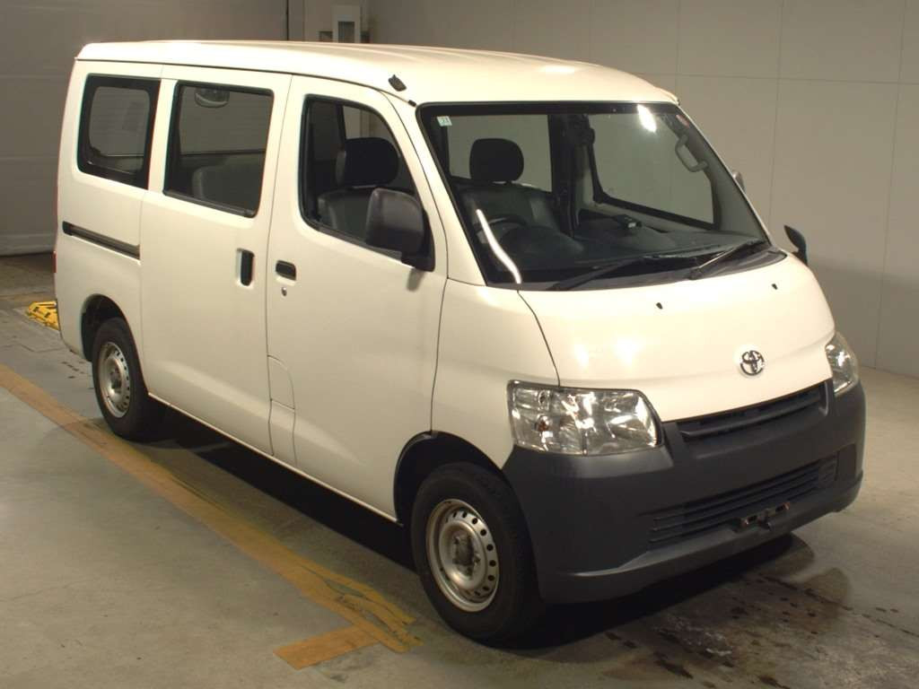 2019 Toyota Townace Van S402M[2]