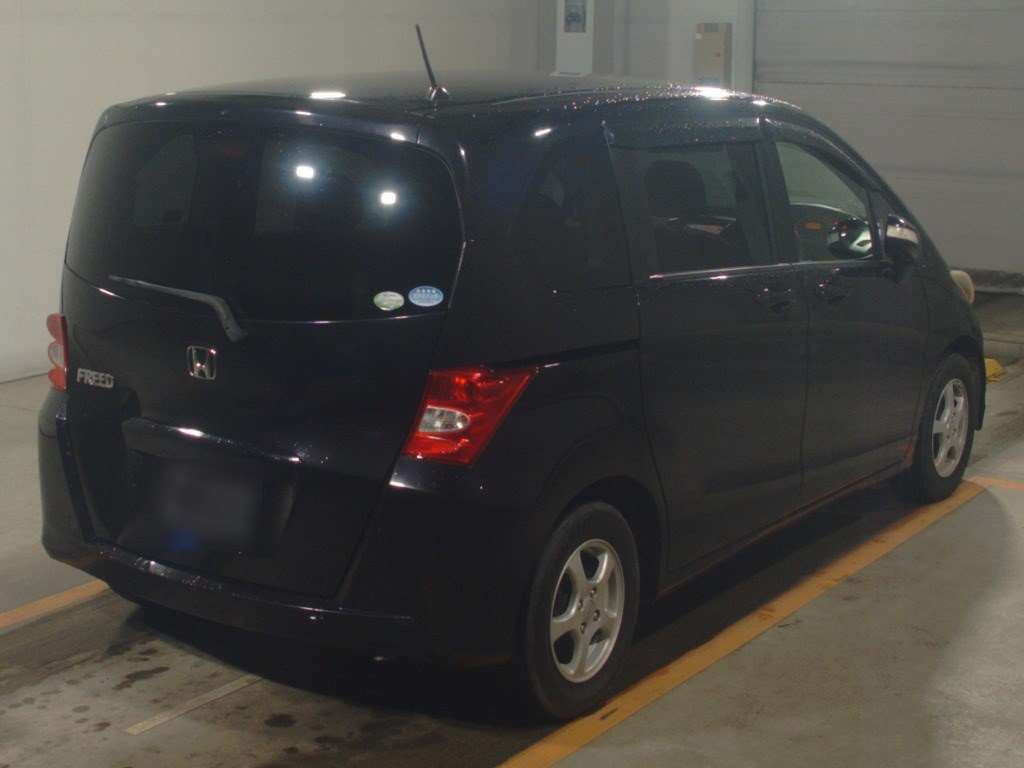 2010 Honda Freed GB3[1]