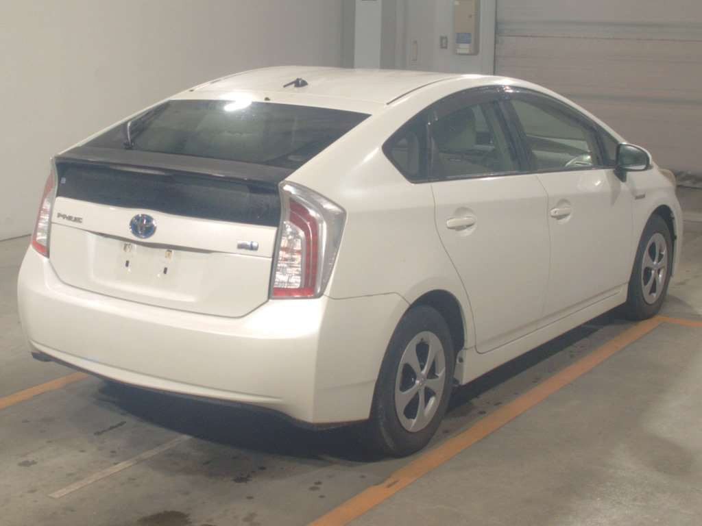 2012 Toyota Prius ZVW30[1]