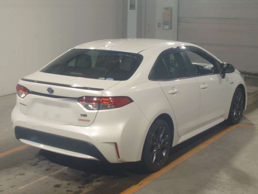 2019 Toyota Corolla Sedan ZWE211[1]