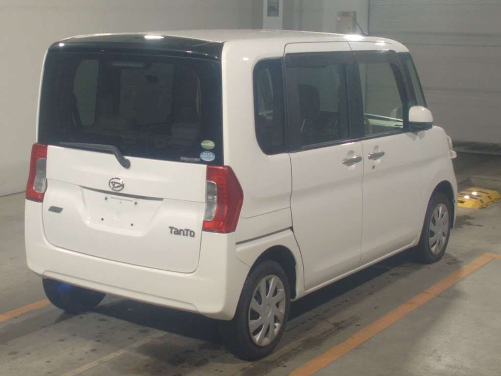 2015 Daihatsu Tanto LA600S[1]