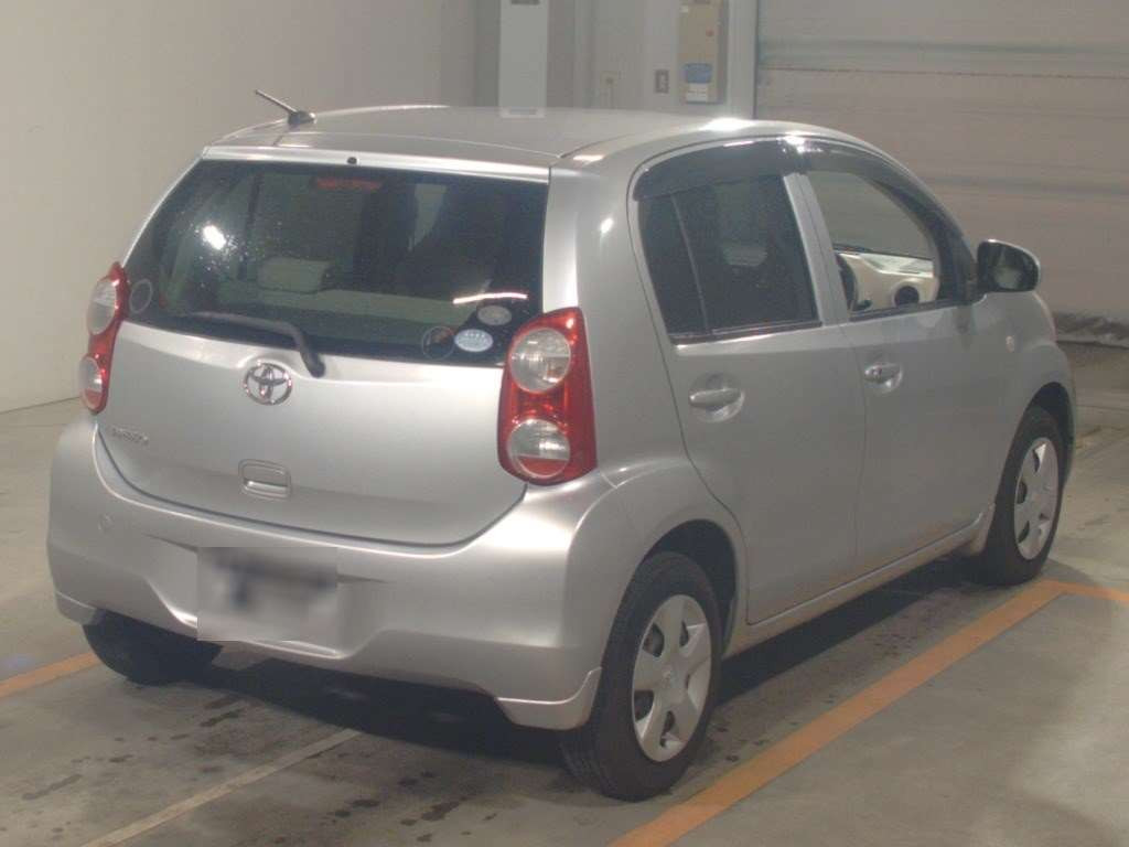 2011 Toyota Passo NGC30[1]