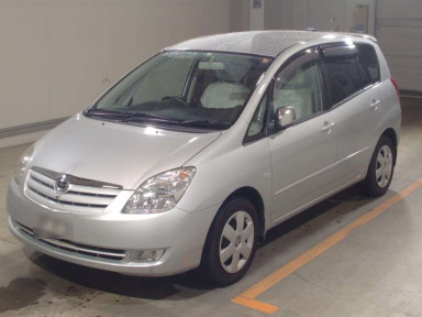 2003 Toyota Corolla Spacio