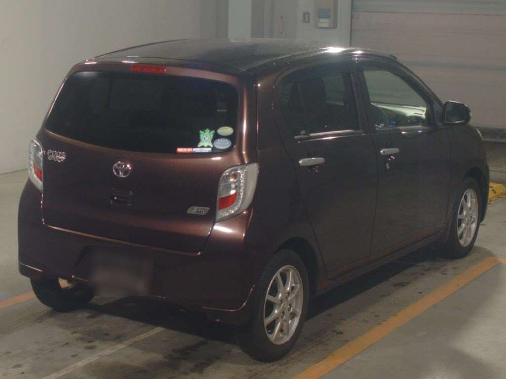 2014 Toyota Pixis Epoch LA300A[1]