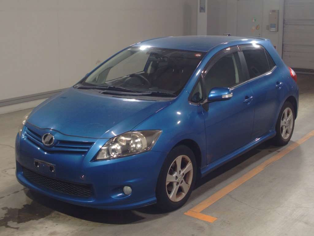 2010 Toyota Auris NZE151H[0]