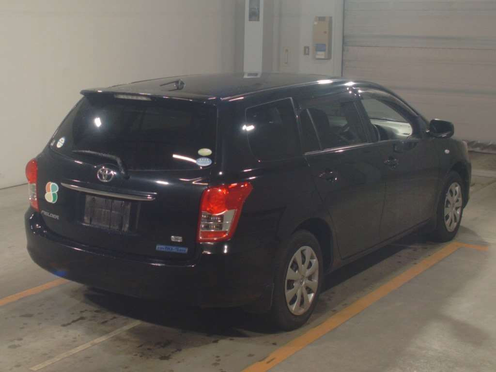 2010 Toyota Corolla Fielder NZE141G[1]