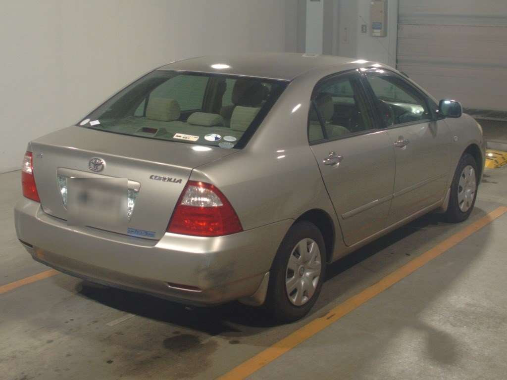 2005 Toyota Corolla Sedan NZE121[1]