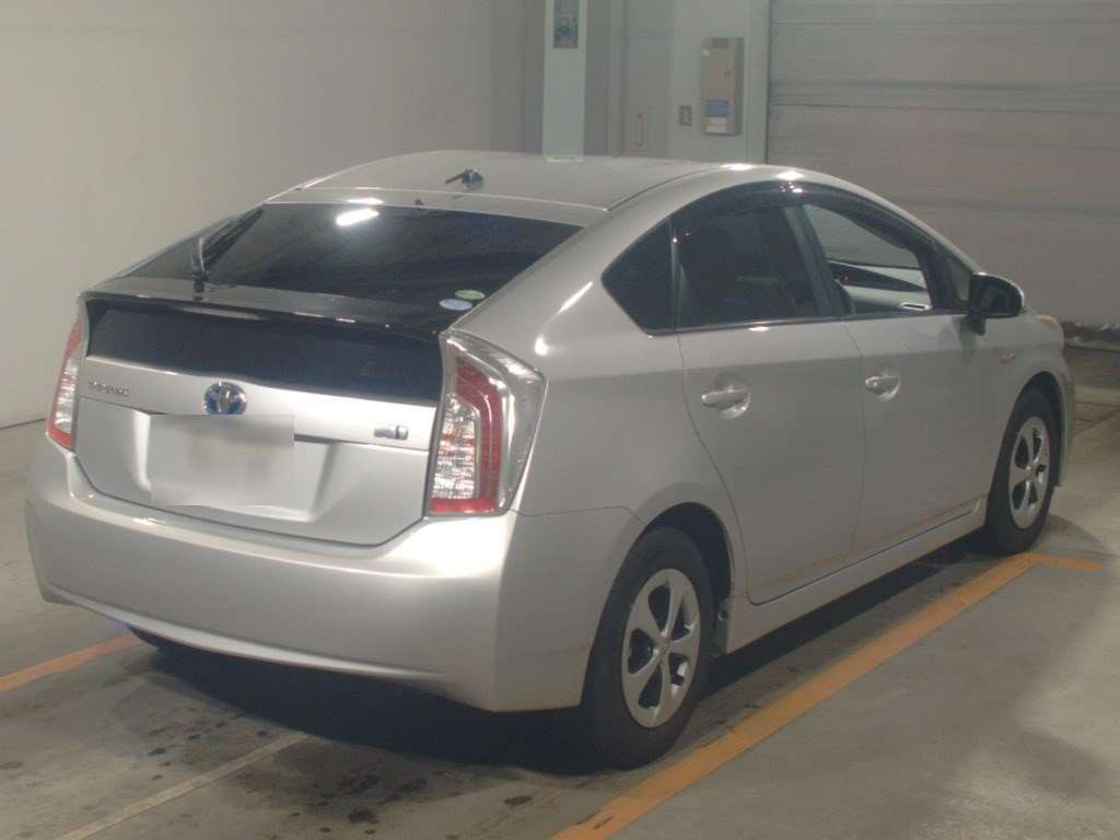 2013 Toyota Prius ZVW30[1]