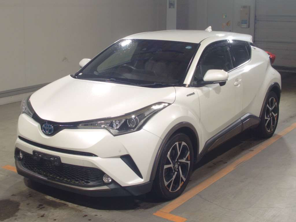 2017 Toyota C-HR ZYX10[0]