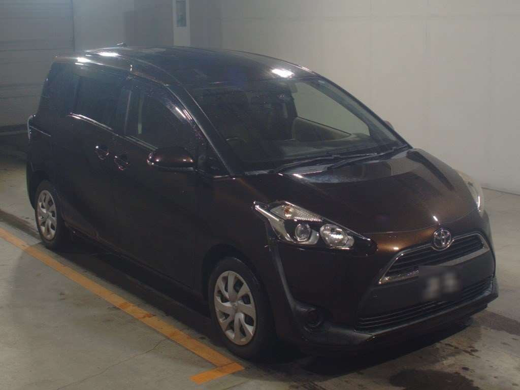 2016 Toyota Sienta NSP170G[2]