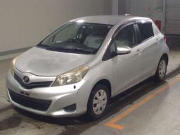 2011 Toyota Vitz