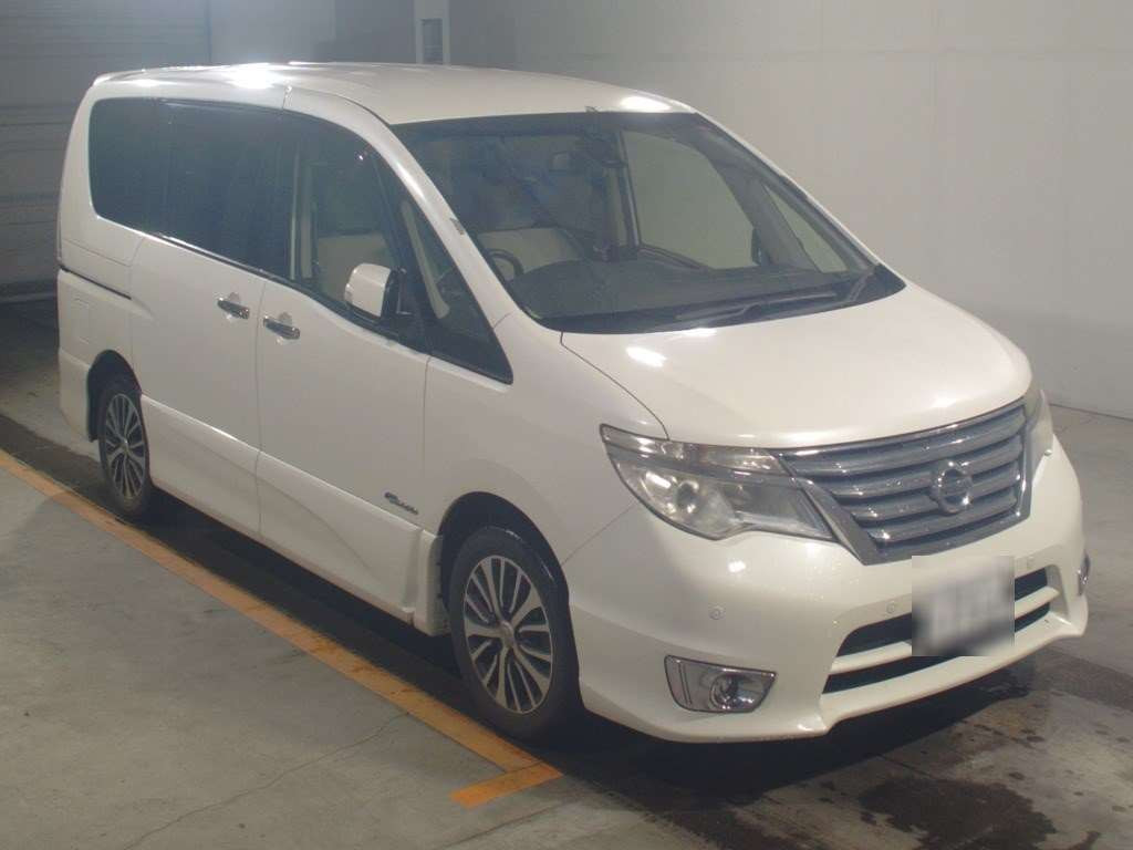 2014 Nissan Serena HFC26[2]