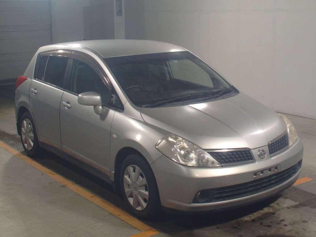 2007 Nissan Tiida C11[2]