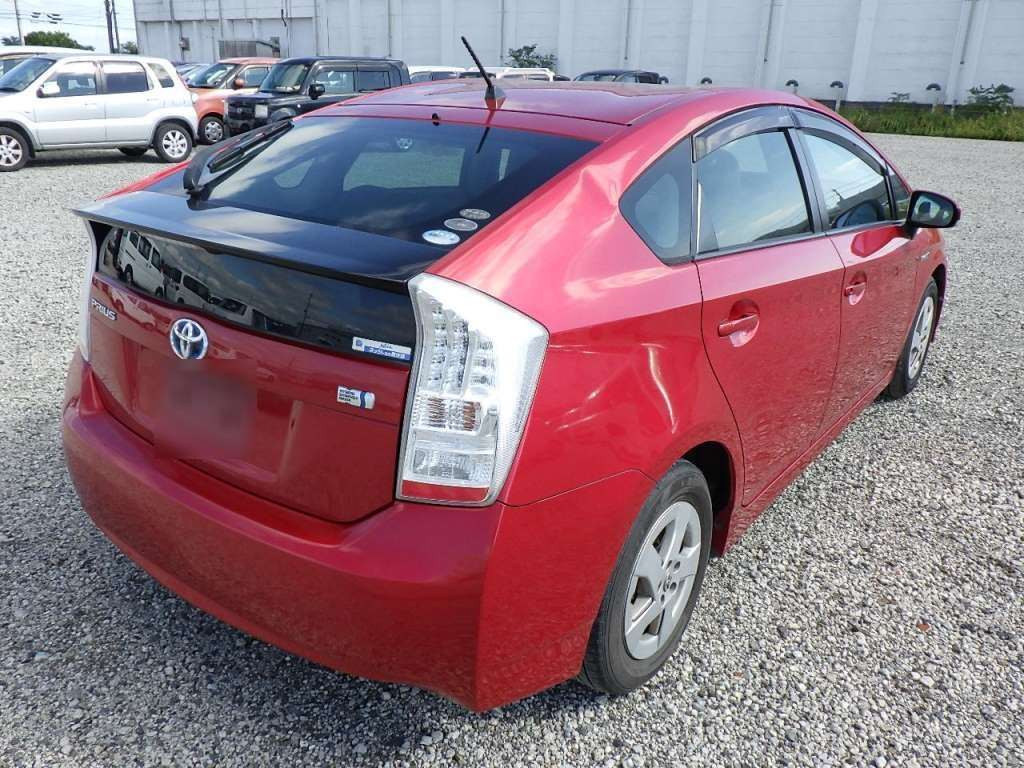 2011 Toyota Prius ZVW30[1]