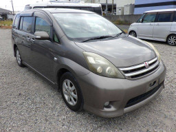 2011 Toyota Isis