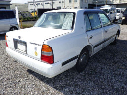 2001 Toyota Crown Comfort